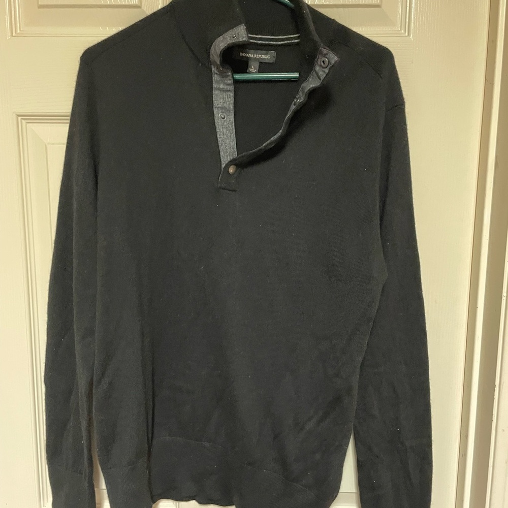 Banana Republic Men’s Black Knit Henley Pullover Sweater Size L